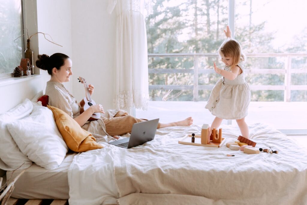 Positive Parenting Tips for Toddlers: Guide | Babloo Tips Positive Parenting